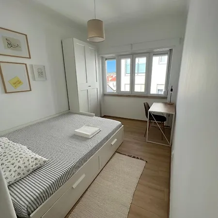 Capitao Ribeiro Surf House Apartmán Costa de Caparica